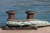 Mooring post