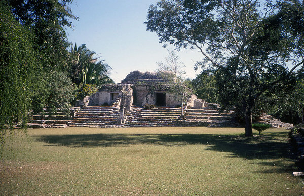 Mayan Ruins: Mayan ruins at Kohunlich in Mexico.