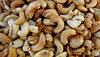 cashew kernels2